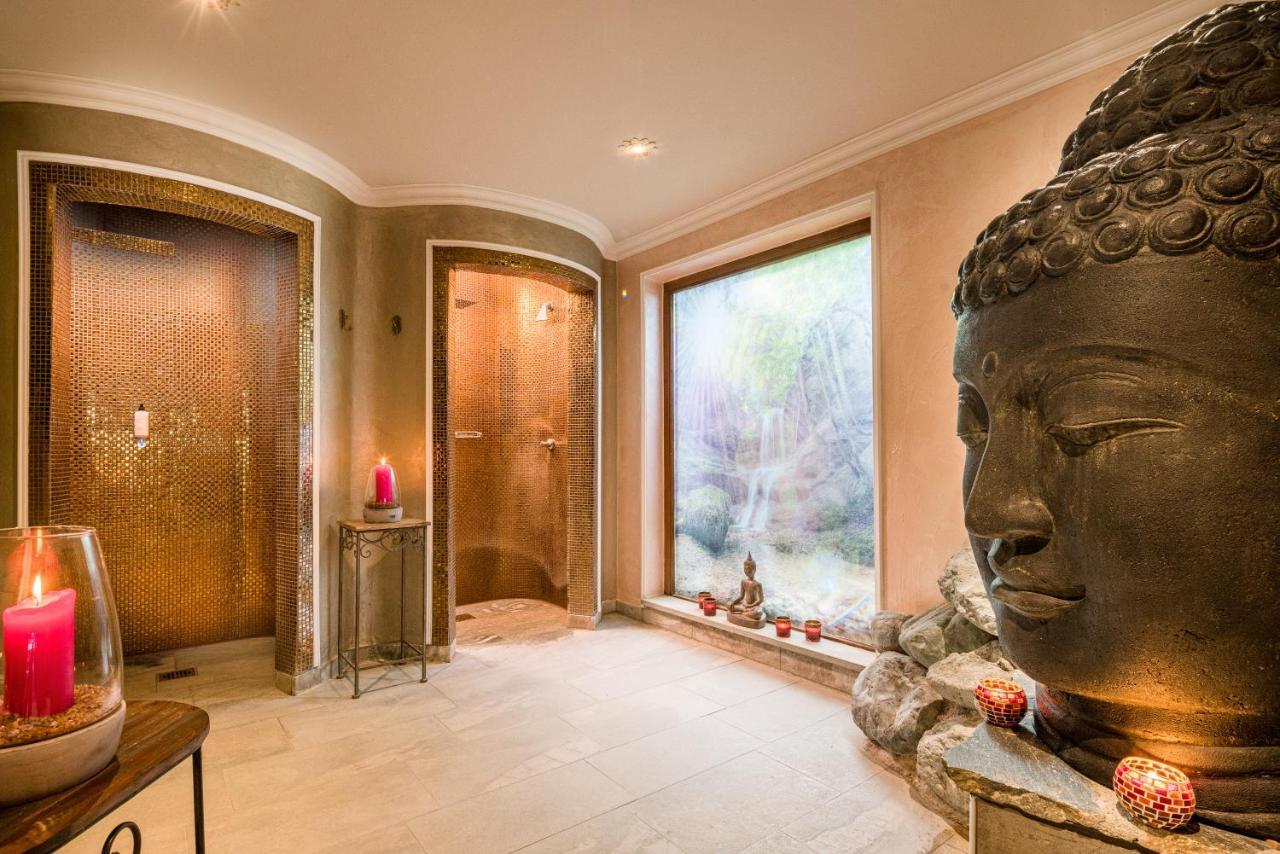 Alpin & Wellness Resort Hotel Ludwig Royal オーバーシュタウフェン エクステリア 写真